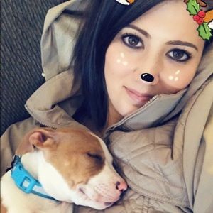 Meet your Posher, Lauren